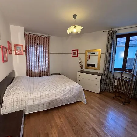 Cozy In The Center Of Apartamento Agordo